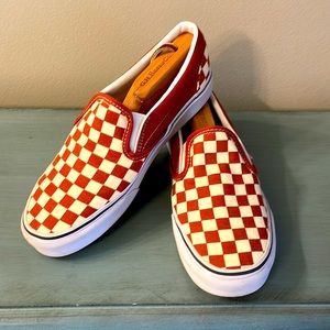 Classic slip on Vans women size 8 maroon checkerboard